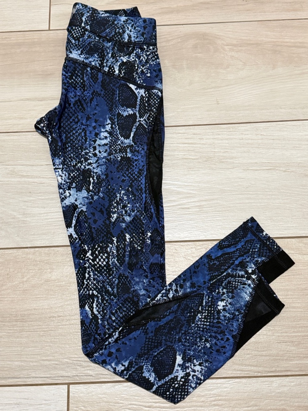 HPE Human Performance Engineering Leggings Snake Print | High-Rise Performance